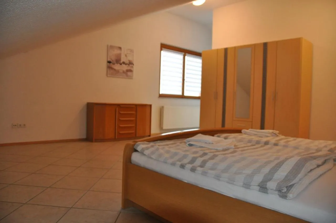 Weinperle Event & Boarding House Villa Sinzheim